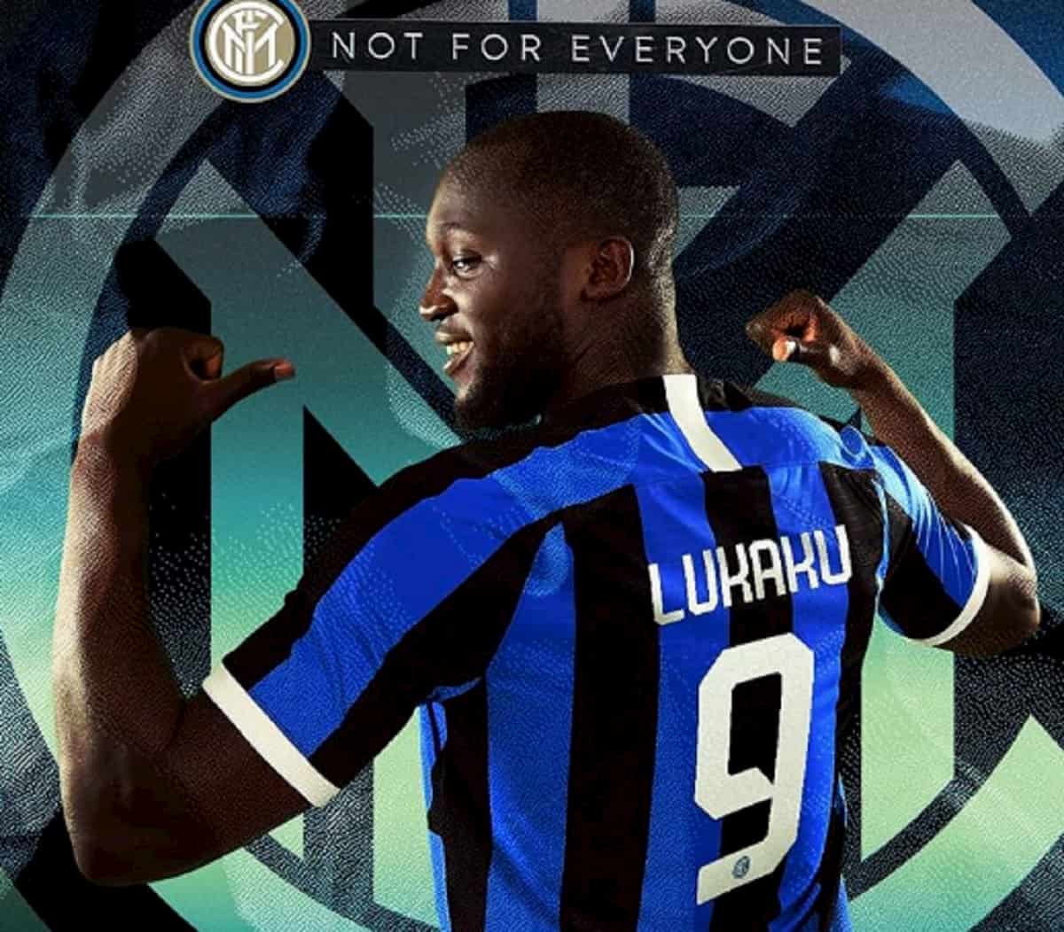 Inter, Lukaku prende la maglia numero 9 che era di Icardi. Poi elogia Conte: "Il migliore al mondo"