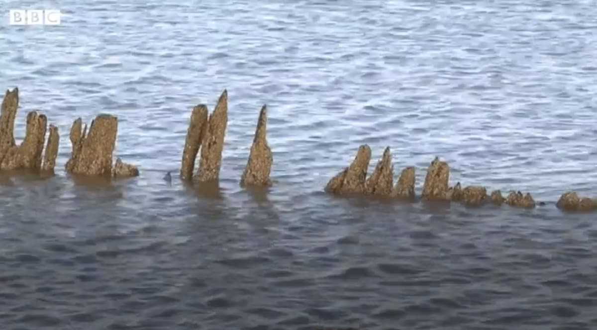 Galles, relitto di una nave scomparsa 165 anni riemerge dopo maltempo