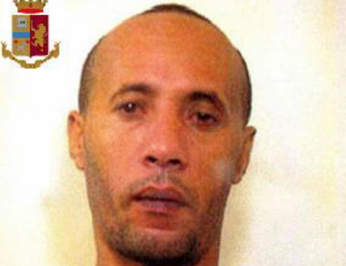 Reggio Emilia, barista accoltellata: si costituisce il 34enne Hicham Boukssid