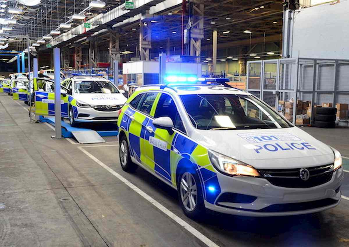 Gb, 19enne liberata dalla polizia: per 10 anni tenuta segregata in casa dai genitori