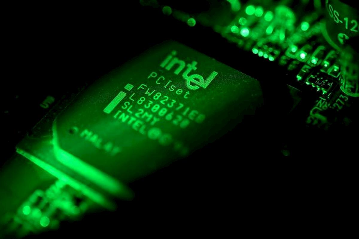 Processori Intel, la falla SwapGs espone Windows agli attacchi hacker