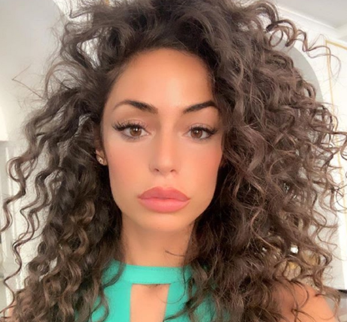 Raffaella Fico, Instagram