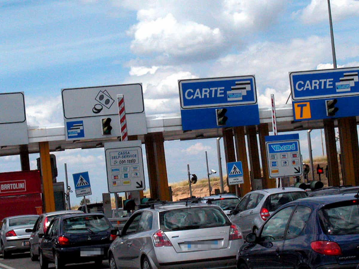 Autostrade, sciopero dei casellanti il 4 e 5 agosto: gli orari e le modalità