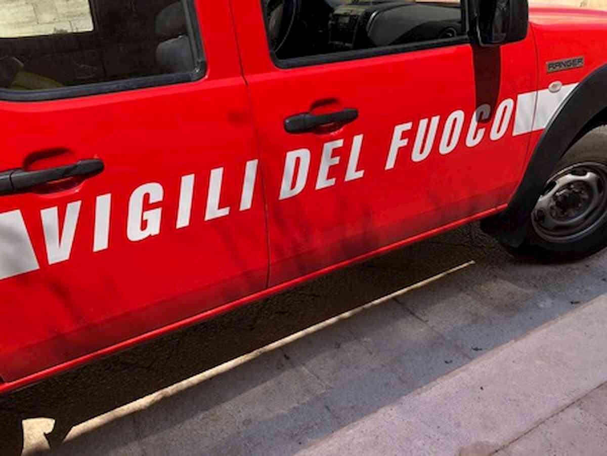 castelfiorentino incendio tetto