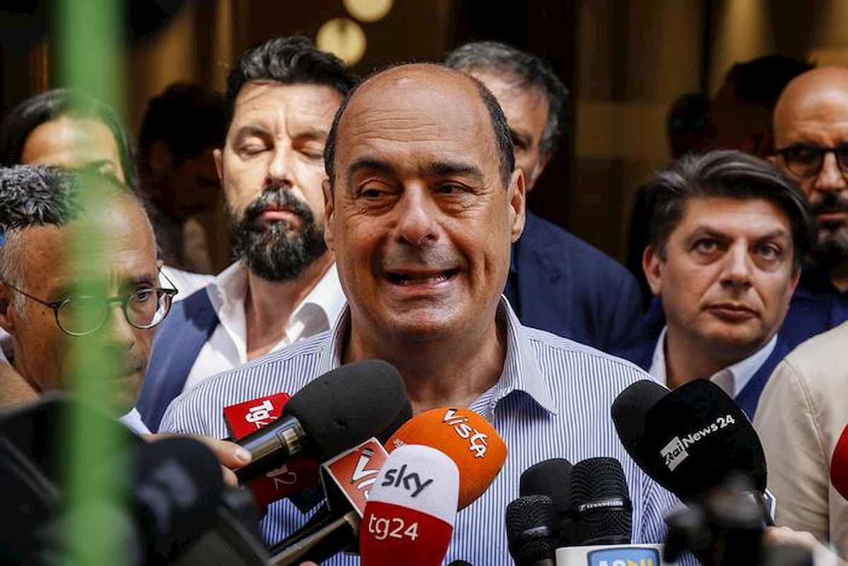 Governo, Zingaretti: "Serve discontinuità di squadra e contenuti. Ascoltiamoci a vicenda"