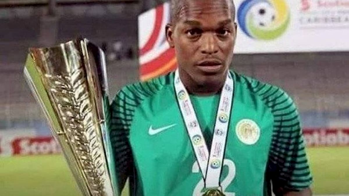 Jairzinho Pieter, morto il 31enne portiere: trovato senza vita in albergo