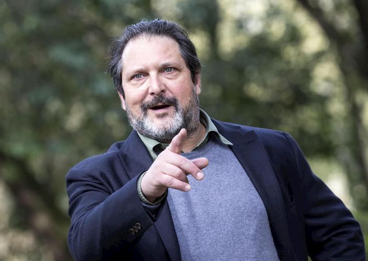 Alessandro Valori è morto, il regista stroncato da un infarto al ristorante