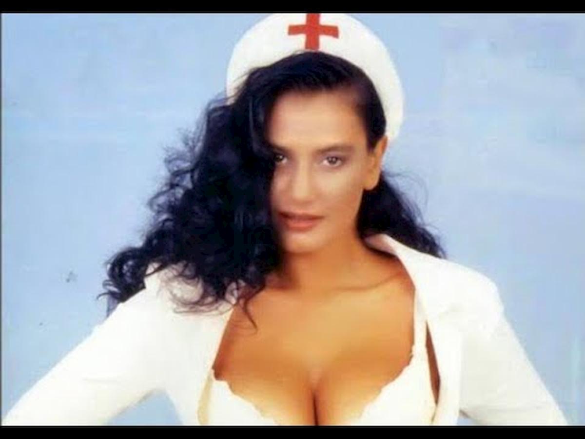 Angela Cavagna, l'ex infermiera di Striscia denuncia l'ex marito e Pomeriggio 5