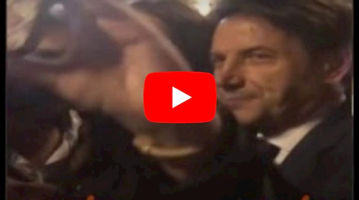 Conte a Ceglie Messapica, telefona alla mamma di un ragazzino. "Mica lo puoi lasciare in giro a quest'ora?"