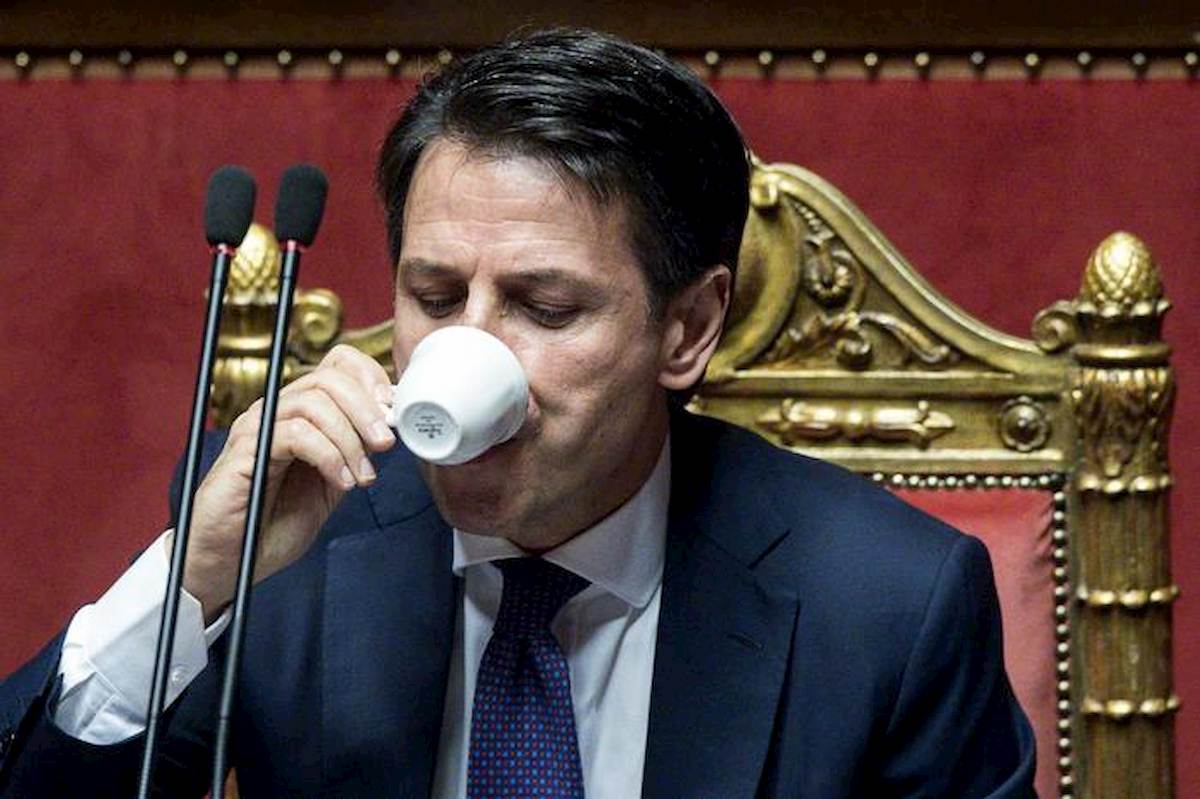 Conte 2: piace ai giovanissimi. Sondaggio Swg