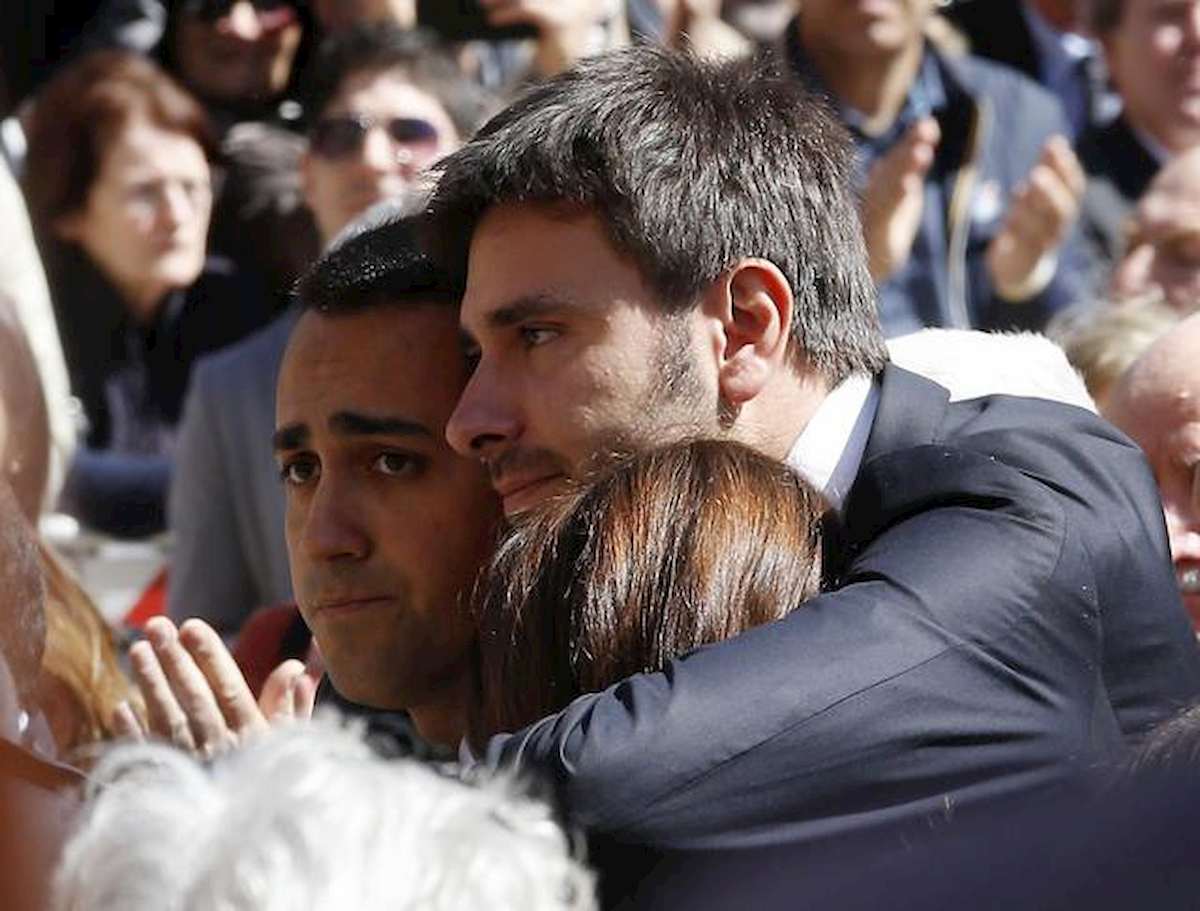 Di Maio a Di Battista: "Fidarsi del Pd? Vediamo come votano"