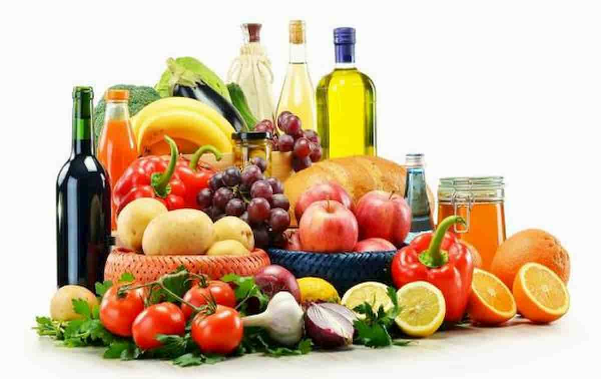 Dieta contro le malattie (cancro, diabete e non solo): quali alimenti per combatterle, quali per prevenirli