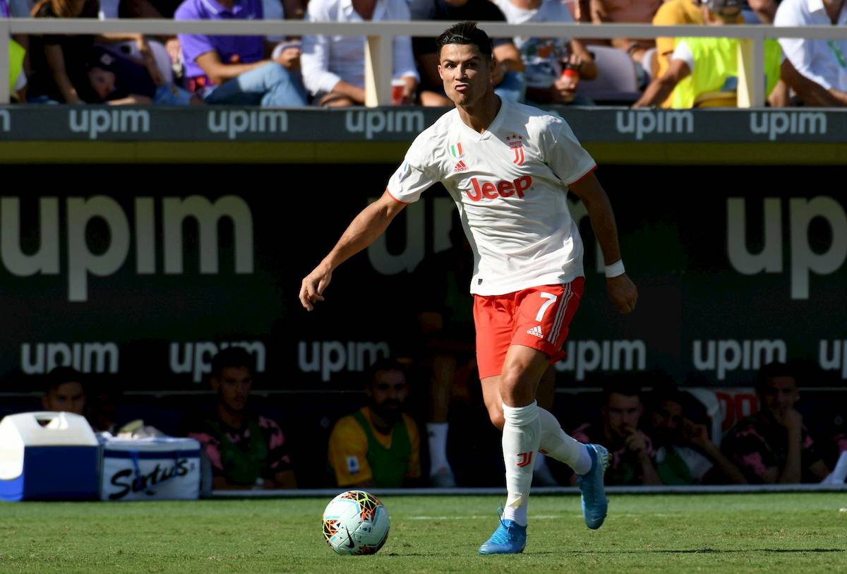 Fiorentina Juventus maglia Bari social foto ironia tifosi altre squadre