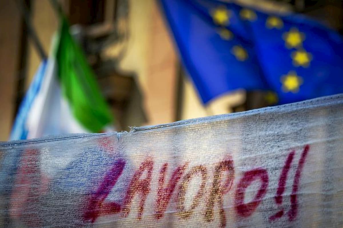 Nuoro, scartata a un colloquio di lavoro per il colore della pelle