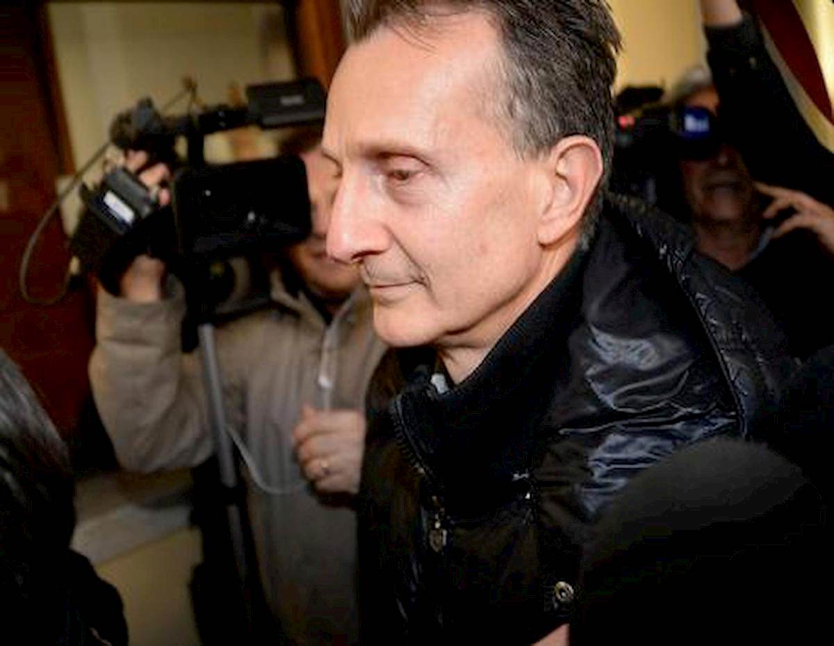 Roberta Ragusa, Antonio Logli patteggia un anno per le patenti rinnovate senza visita medica