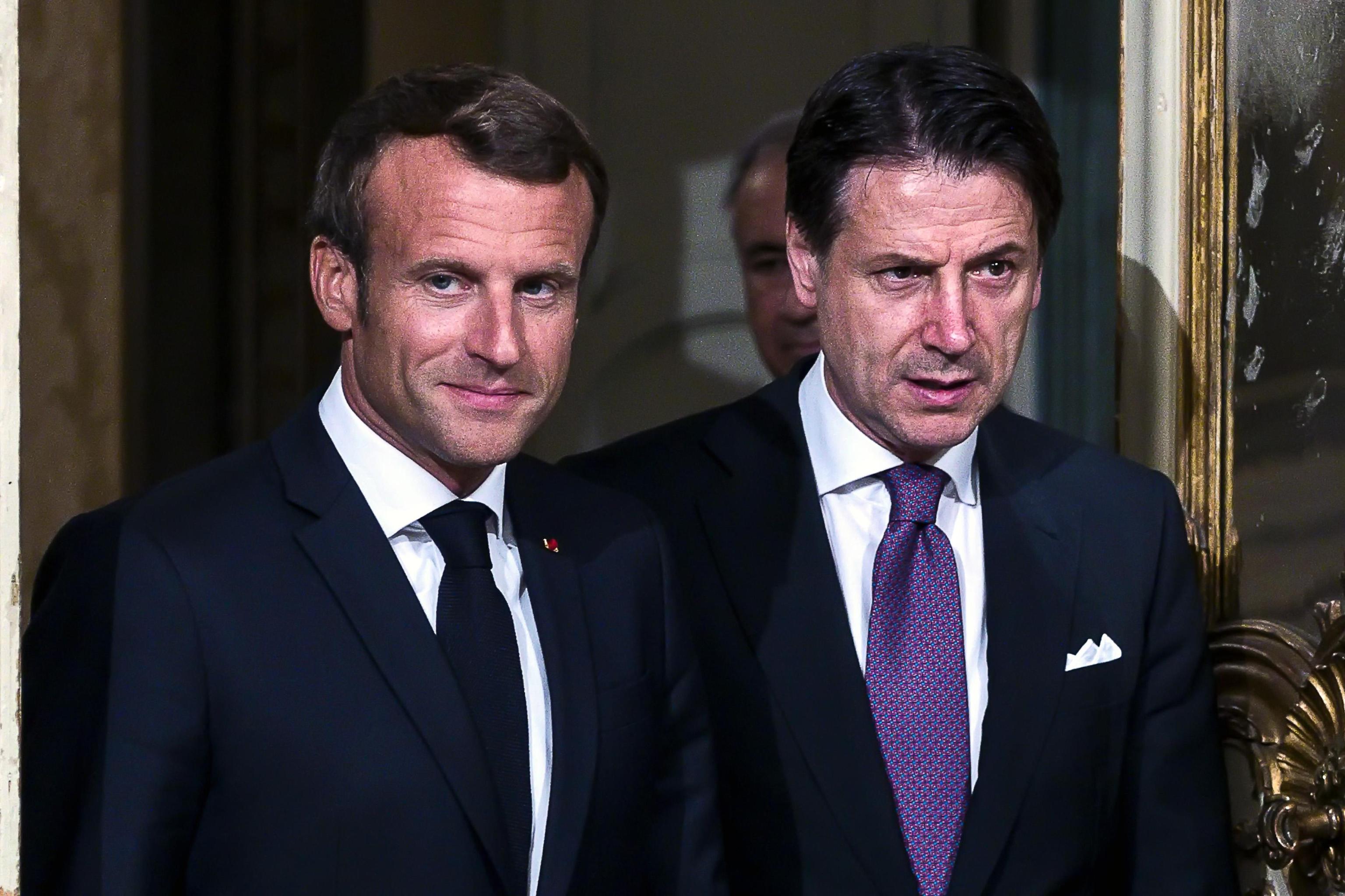 Macron Conte accordo emergenza sbarchi