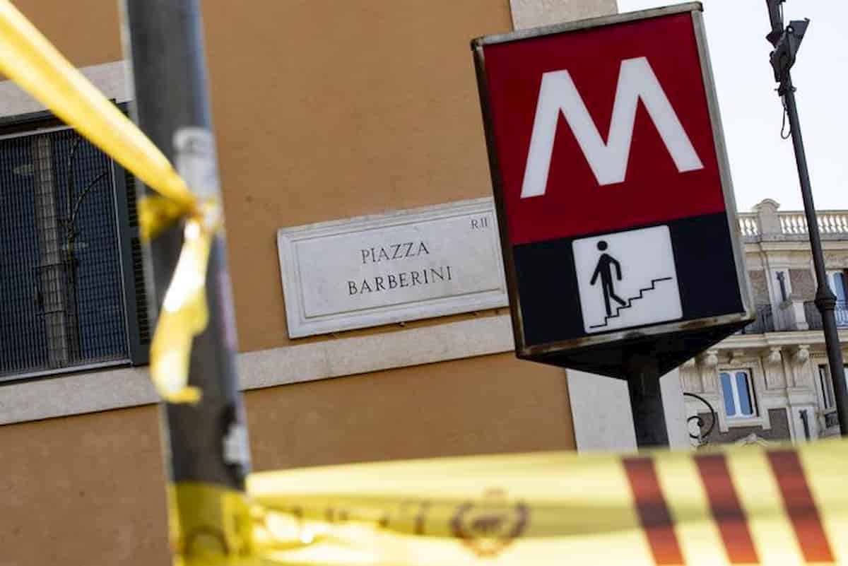 Metro Roma si rompe sempre perché ci mangiano sopra