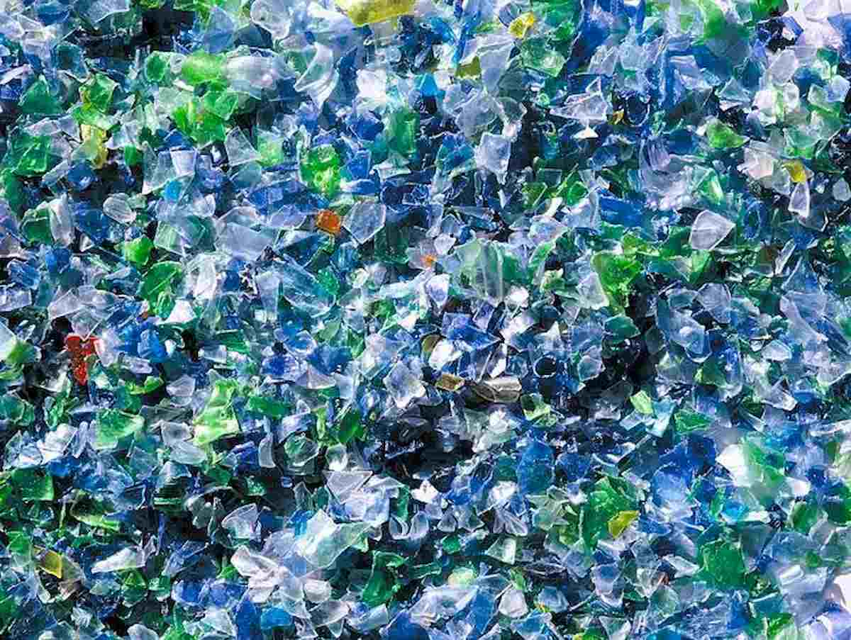 Il primo impianto di bottiglie di plastica riciclata con tecnologia italiana