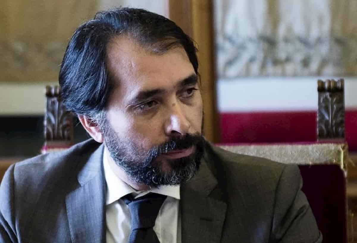 Raffaele Marra condannato a 1 anno e 4 mesi per la nomina del fratello Renato in Campidoglio