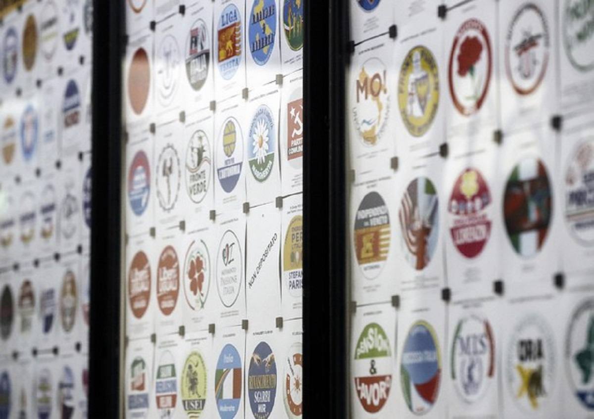 Sondaggio, la Lega al 34%, Salvini recupera