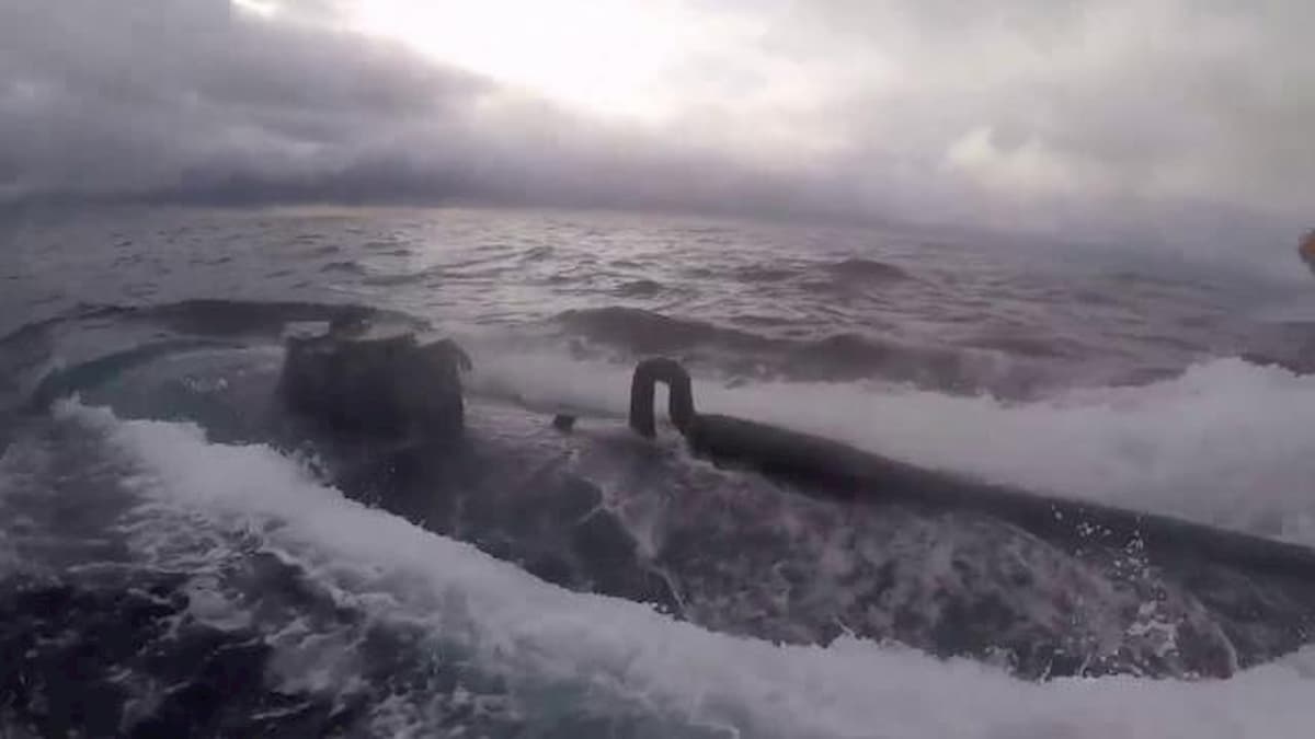 Sottomarino con mezza tonnellata di cocaina intercettato nel Pacifico da Guardia costiera Usa