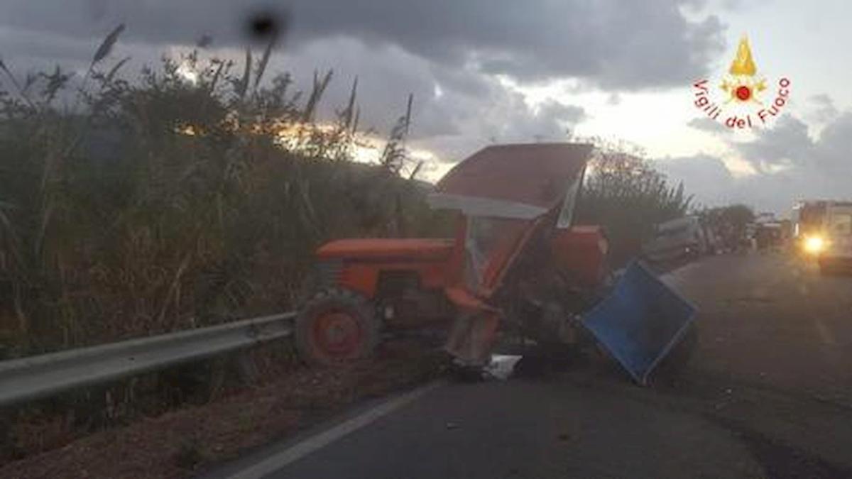Agrigento, schianto tir-trattore in galleria sulla Statale 115. Un morto