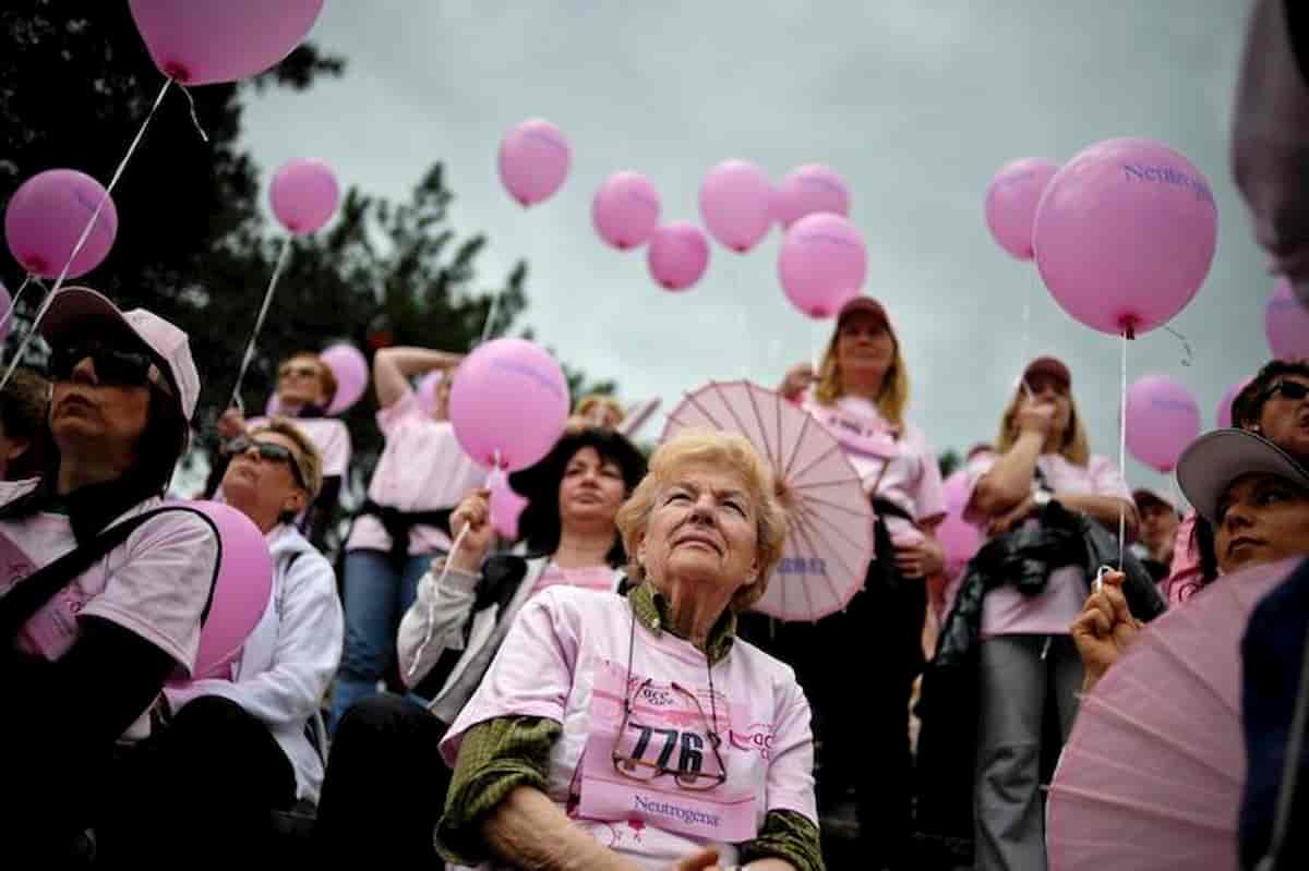 Tumori in Italia per la prima volta in calo. Un malato su quattro è guarito, più sopravvissuti. Ma pancreas e melanoma...