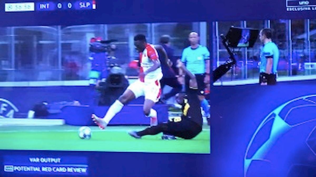 Var Inter Slavia Asamoah espulsione ecco cosa ha deciso l'arbitro