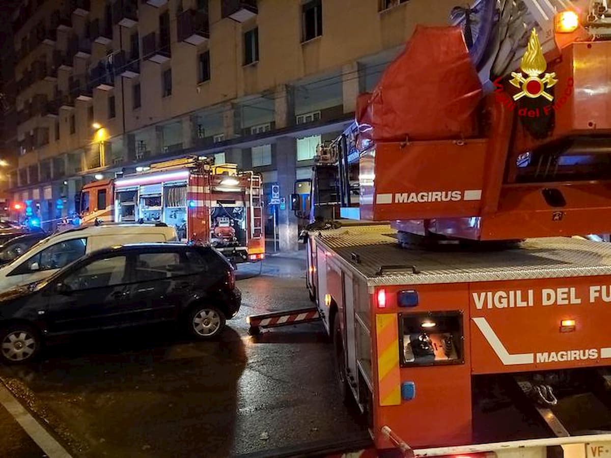 Palermo, esplode bombola di gas in ristorante: tre persone ferite