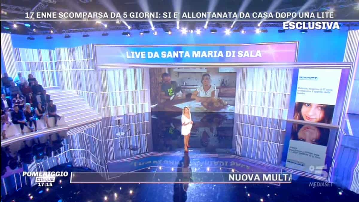 Pomeriggio 5, ragazzina scomparsa da giorni torna a casa durante la diretta