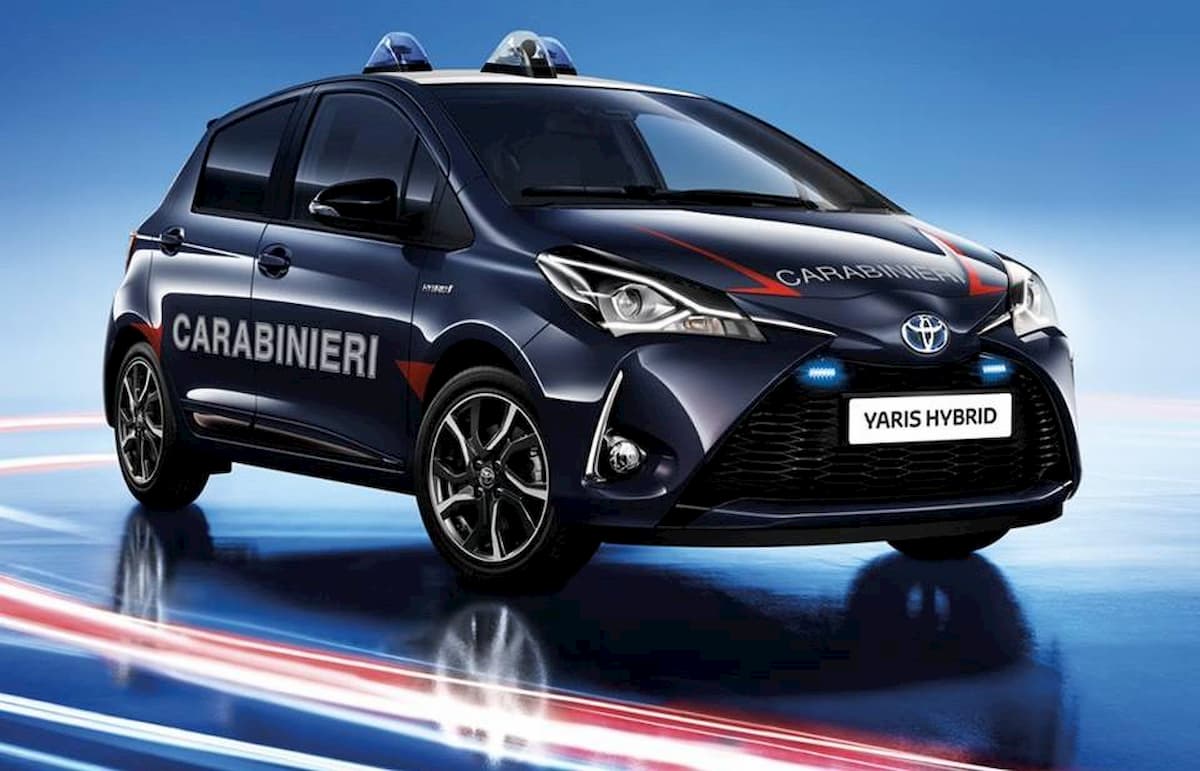 Carabinieri passano all'auto ibrida: 250 Toyota Yaris per l’Arma, la prima a Cosenza