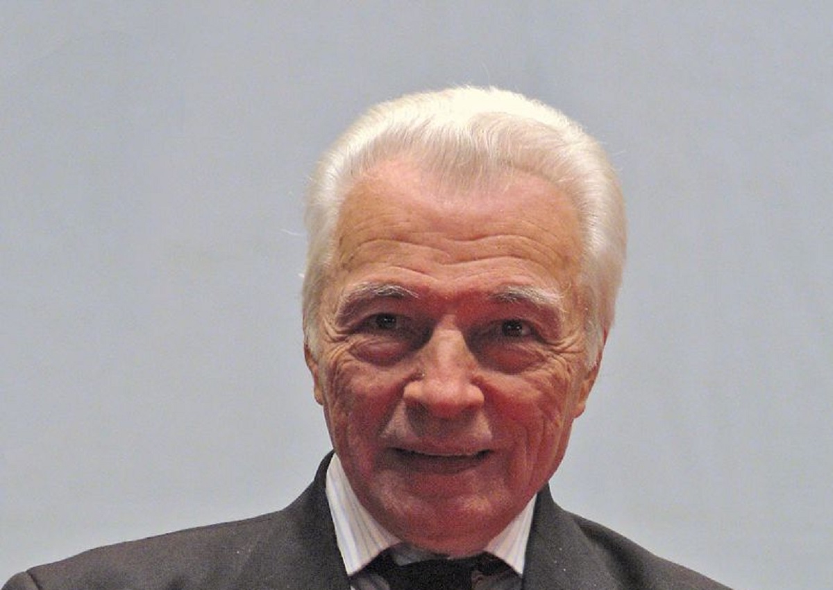 Alberto Testa, Wikipedia