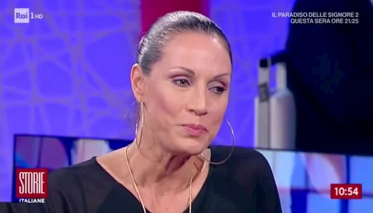 Storie Italiane, Annalisa Minetti: "Fabrizio Frizzi mi aiutò ad andare a Sanremo"