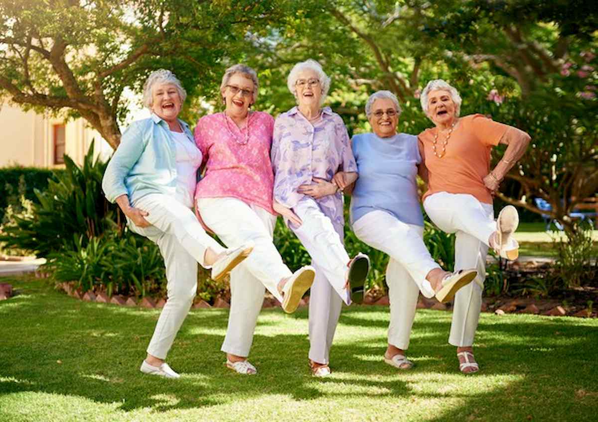 Beppe Grillo: E se togliessimo il voto agli anziani?"