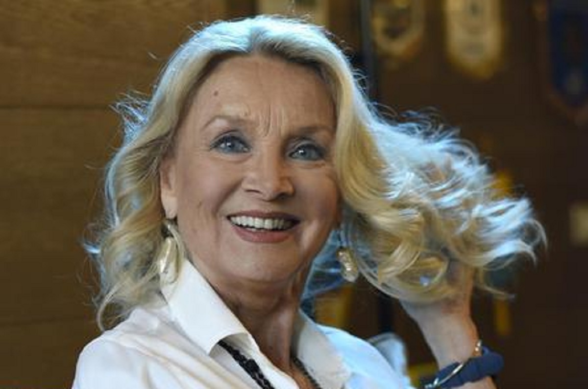 Barbara Bouchet, Ansa