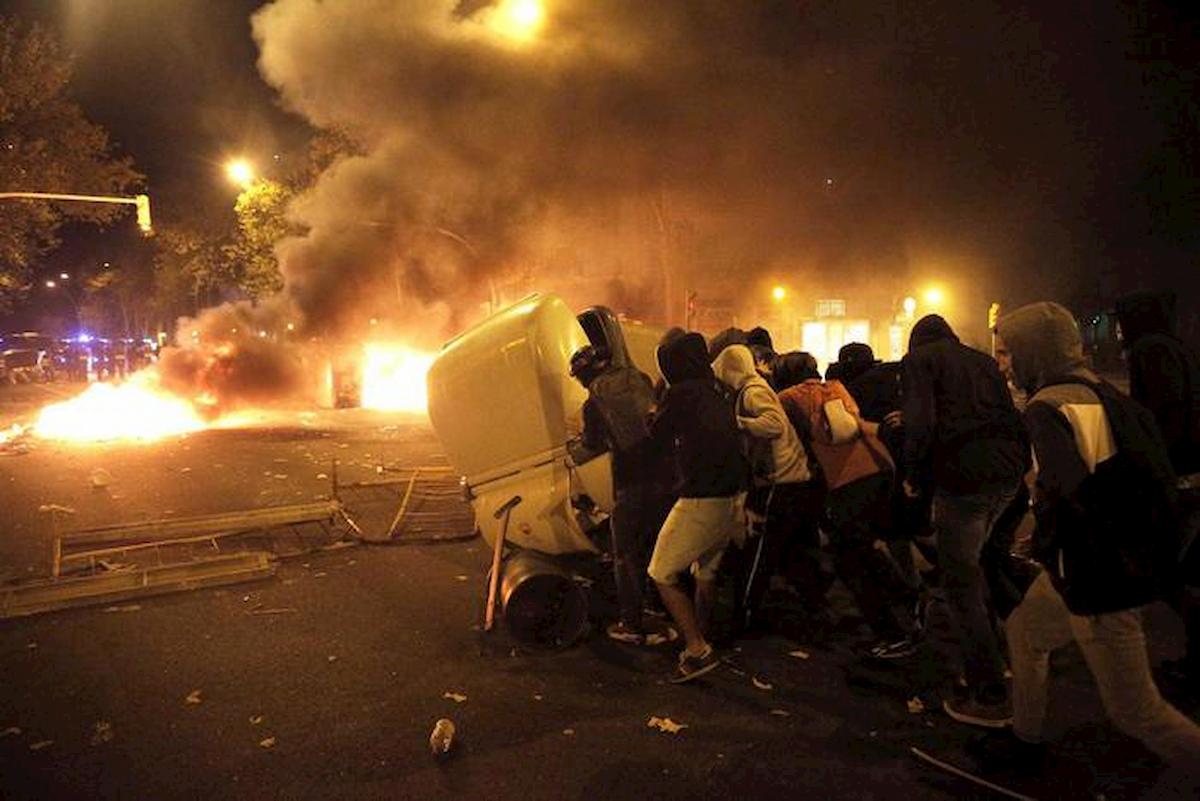 Barcellona: rinviato il "Clasico" contro il Real Madrid