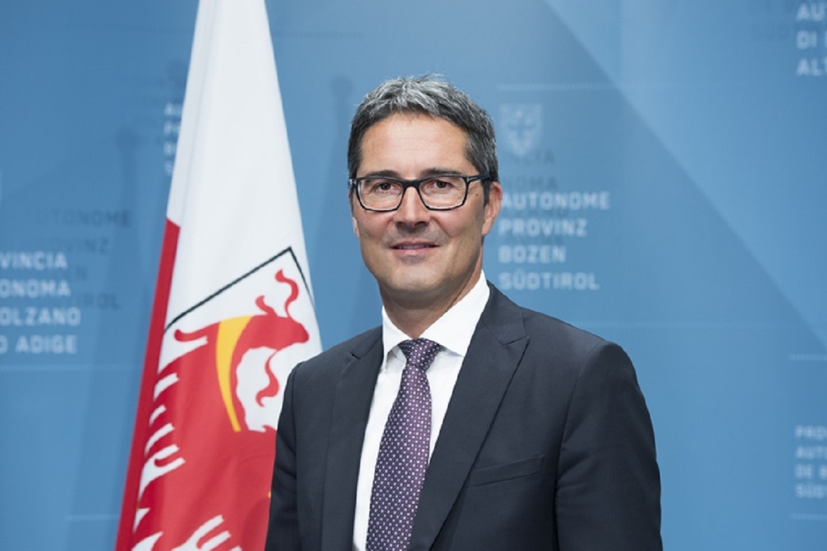 Arno Kompatscher, Ansa