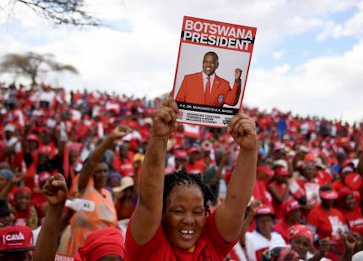 Elezioni in Botswana, per la prima volta dall'indipendenza il partito al potere rischia il ko