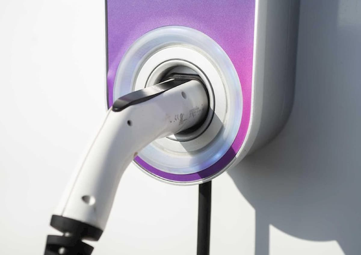 Hyndai sceglie le soluzioni di ricarica di Enel X: con Kona o IONIQ installazione della JuiceBox