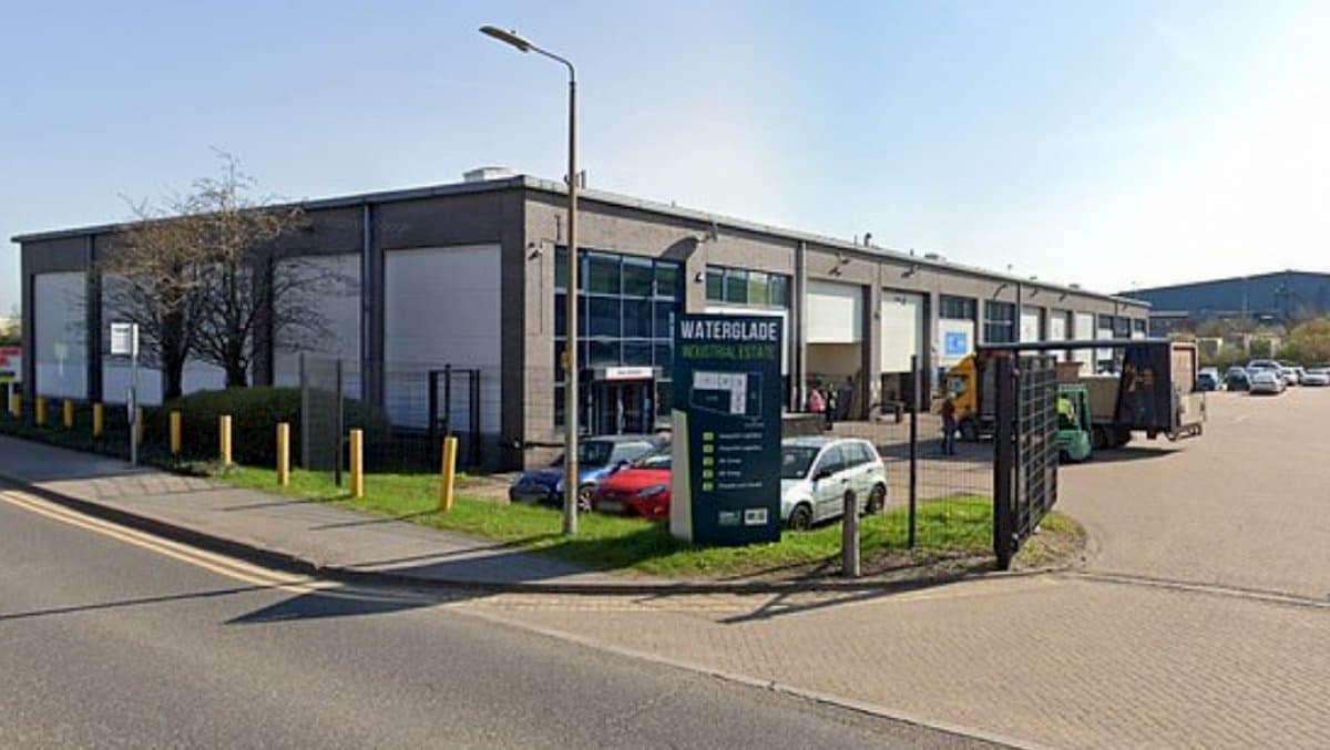 Gran Bretagna, scoperti 39 cadaveri in un tir arrivato dalla Bulgaria. Il conducente arrestato per omicidio