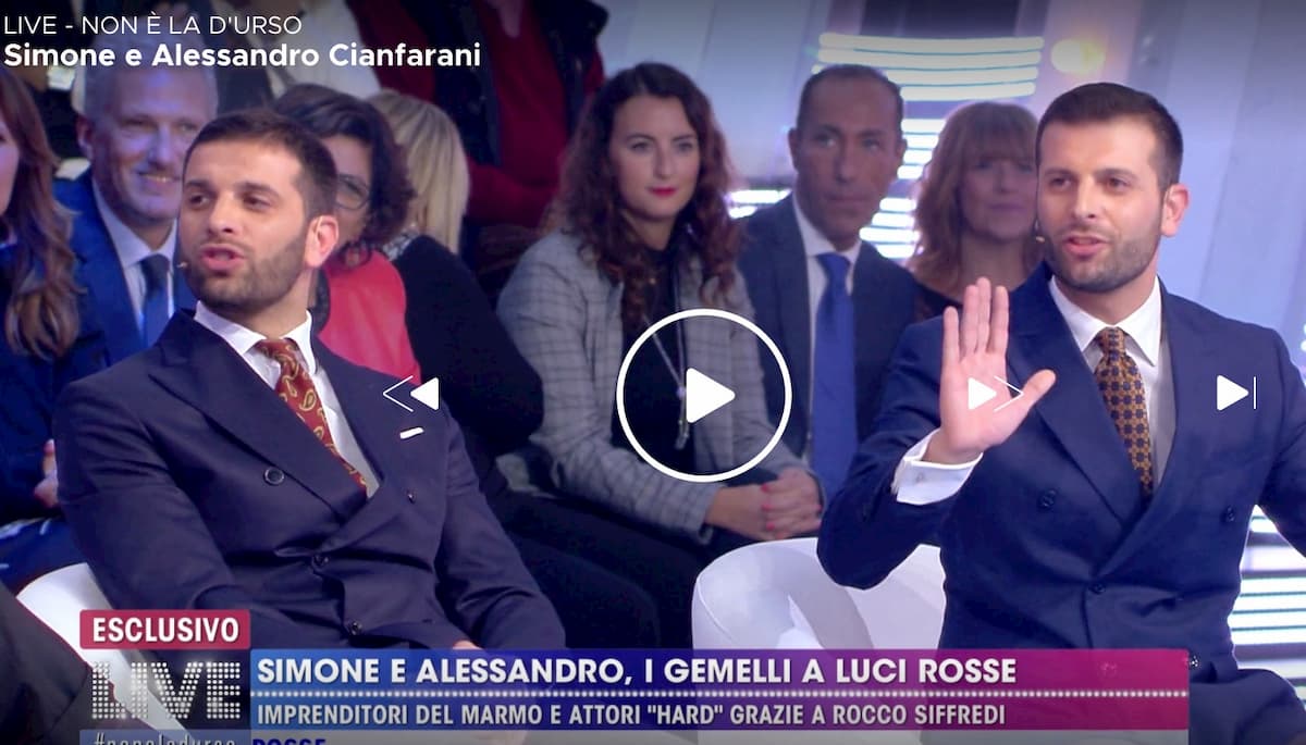 A Live - Non è la D'Urso Simone e Alessandro Cianfarani, i gemelli imprenditori eredi di Rocco Siffredi