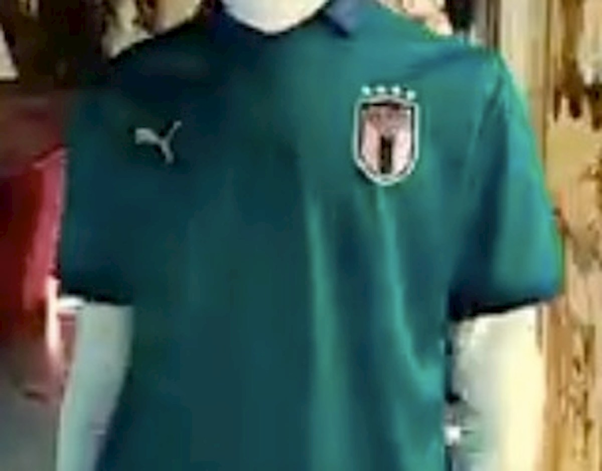 Italia Grecia Nazionale maglia verde foto celebrare giovani talenti