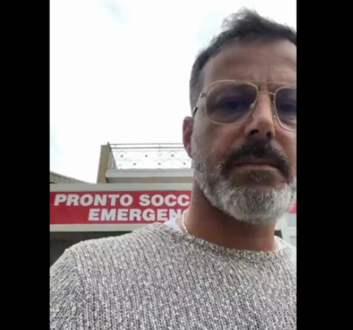 Grande Fratello, Kiko Nalli aggredito in strada: colpito alla testa, è finito al pronto soccorso