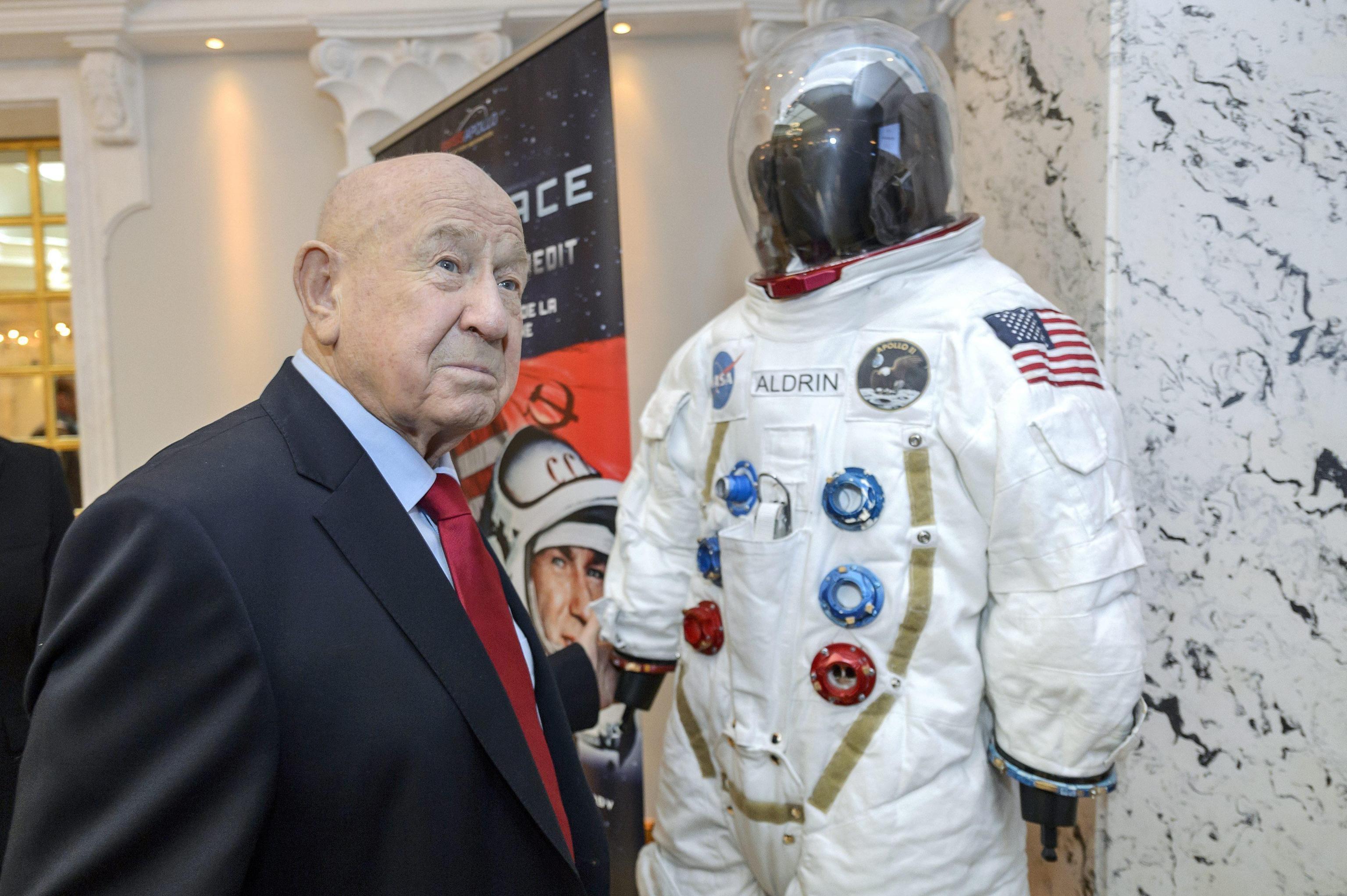 Alexei Leonov cosmonauta russo morto