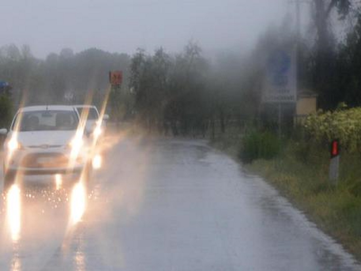 Valle Cervo: auto nel burrone per il maltempo, risale in strada ma muore di infarto