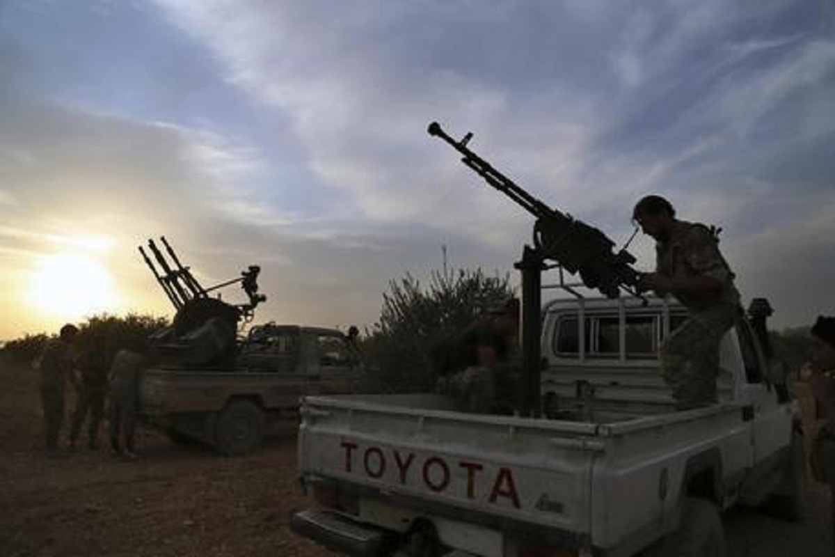 Siria, Manbij in controllo di Damasco. Gli Usa vanno via, Putin ne approfitta