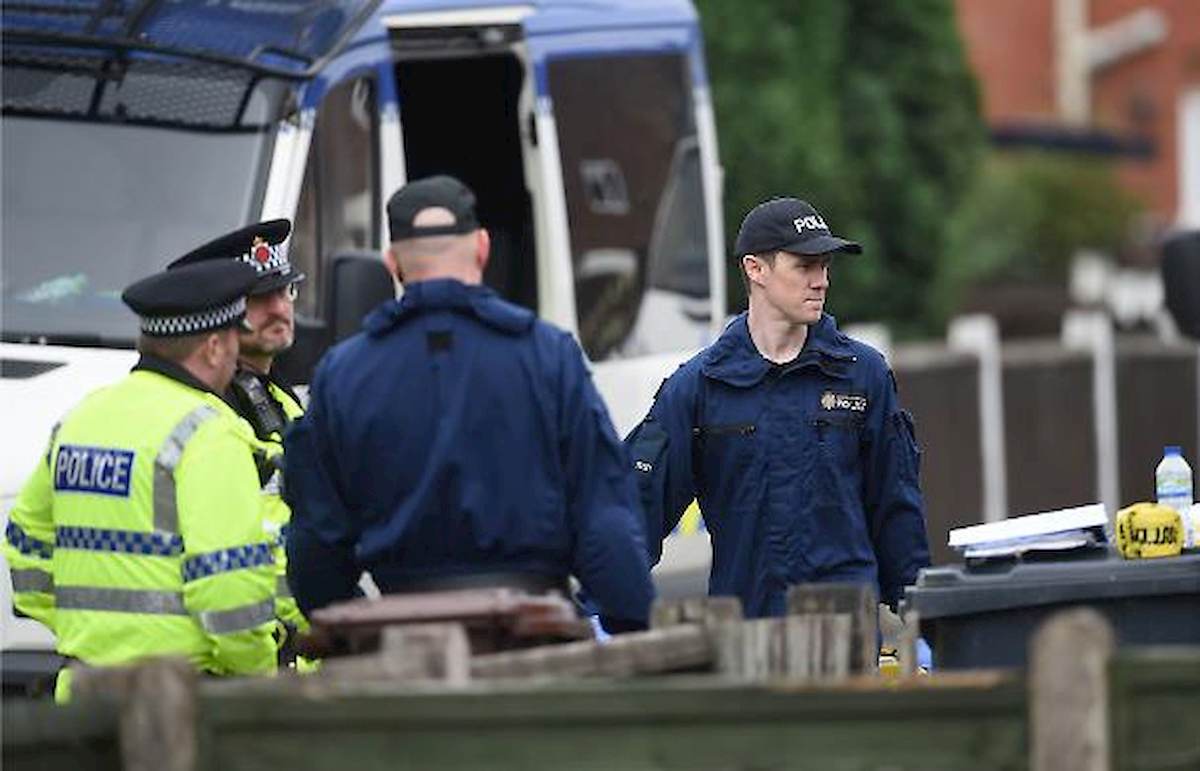 Manchester, 4 persone accoltellate davanti al centro commerciale Arndale