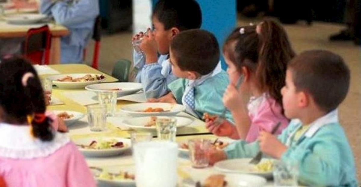Bologna, 60 bimbi di tre scuole col mal di pancia dopo il pranzo a mensa