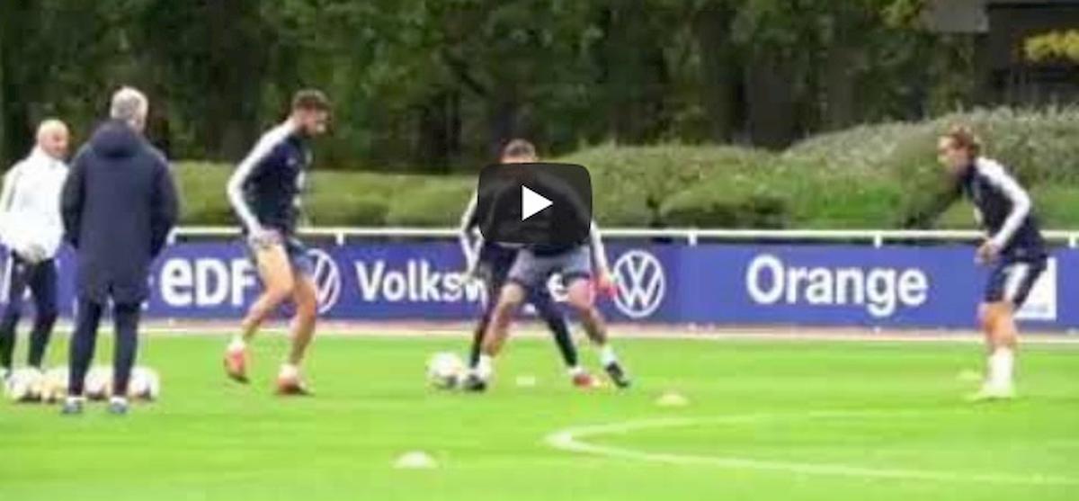 Nazionale Francese torello video YouTube 28 passaggi consecutivi