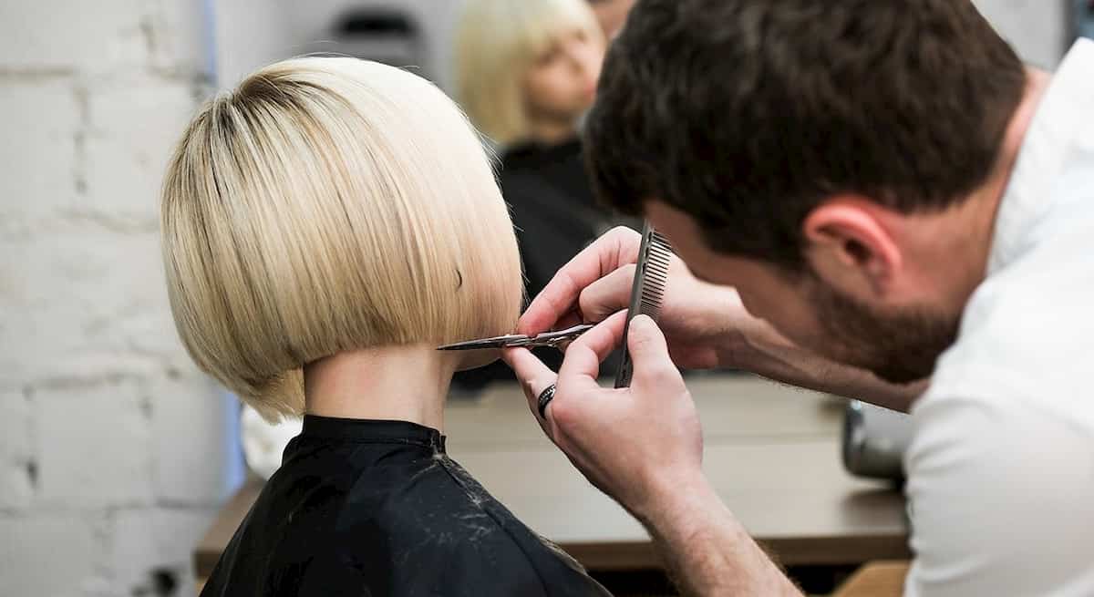 Bonus idraulico e parrucchiere e ristorante se paghi con carta. Ipotesi da manovra anti evasori